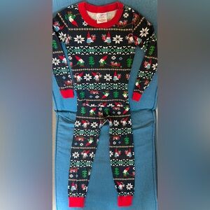 Hanna Andersson Red and Navy Gnome Pajama Set Size 6-7